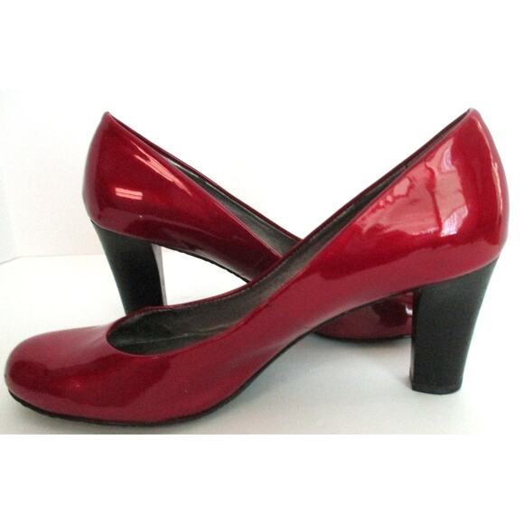 Liz Claiborne Women's Red High Heel Pumps Size 8.5M - Picture 9 of 10